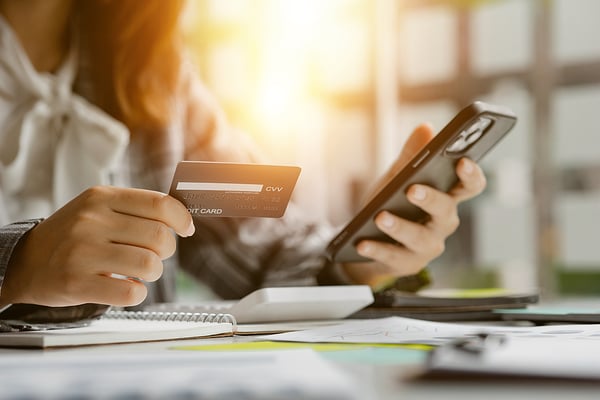 6 Benefits of Core-Integrated Card Payment Solutions for Credit Unions